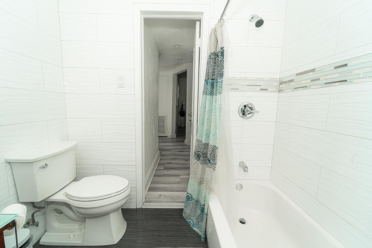 Bike To Beach-Spacious With Patio Bbq & Game Room Plaja Hallandale Exterior foto